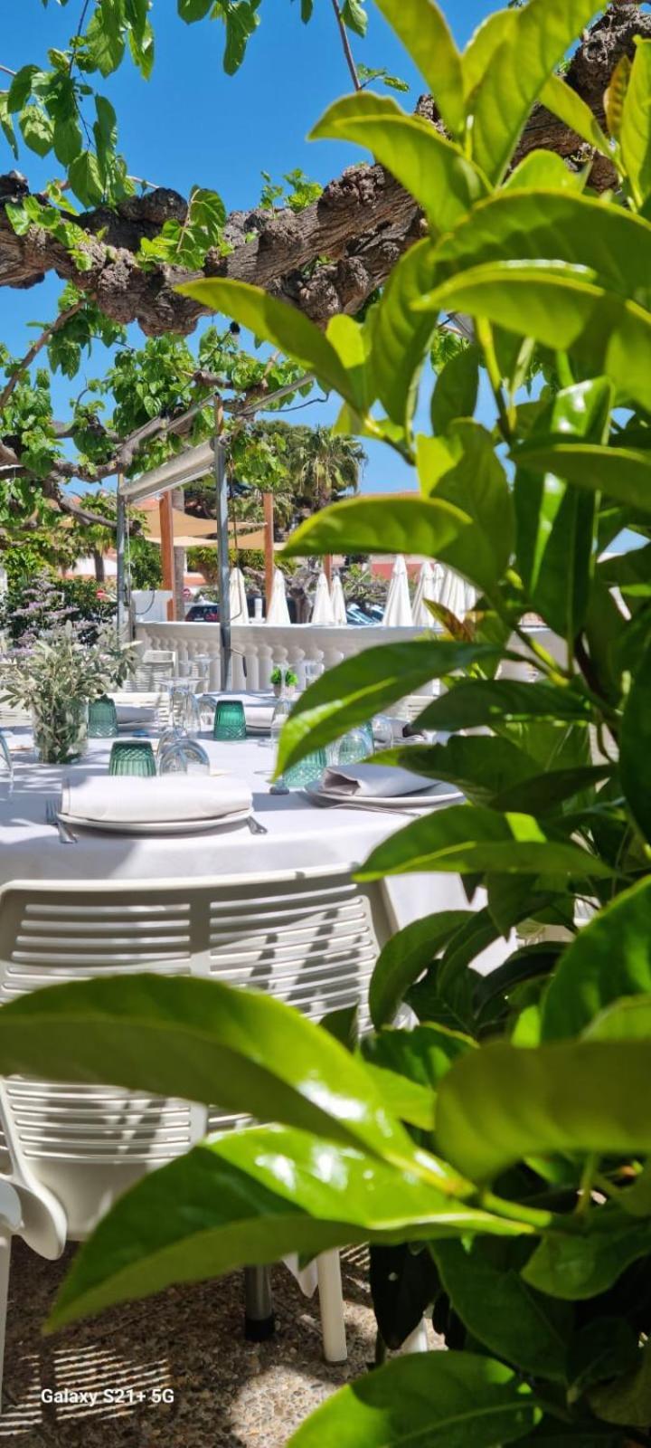 Sant Carlos de la Ràpita Hotel Restaurant Juanito Platja מראה חיצוני תמונה
